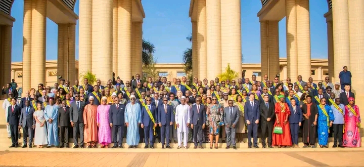 Budget 2027 : trois mois pour examiner le projet